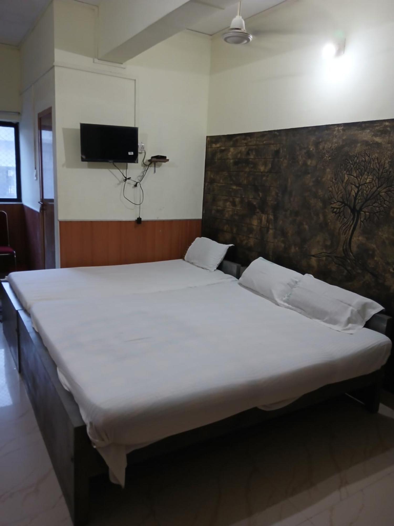 Avanti Inn Guruvayur Exterior photo